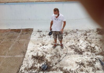 Travaux pose piscine coque polyester