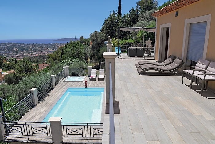 Partition 65 Toulon 83 200 a Piscine polyester magnifique